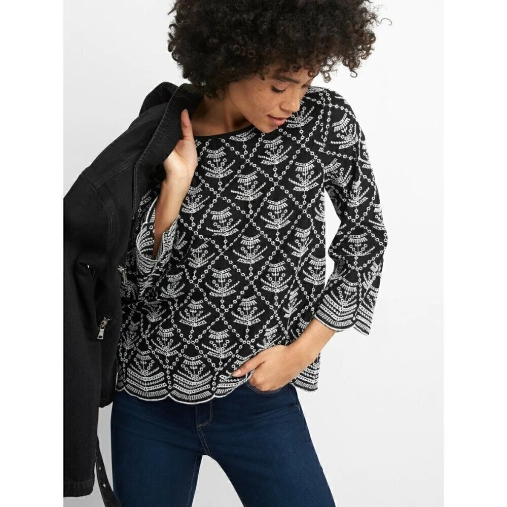 Gap Black Eyelet Lace White Embroidered‎ Long Sleeve Blouse XS
